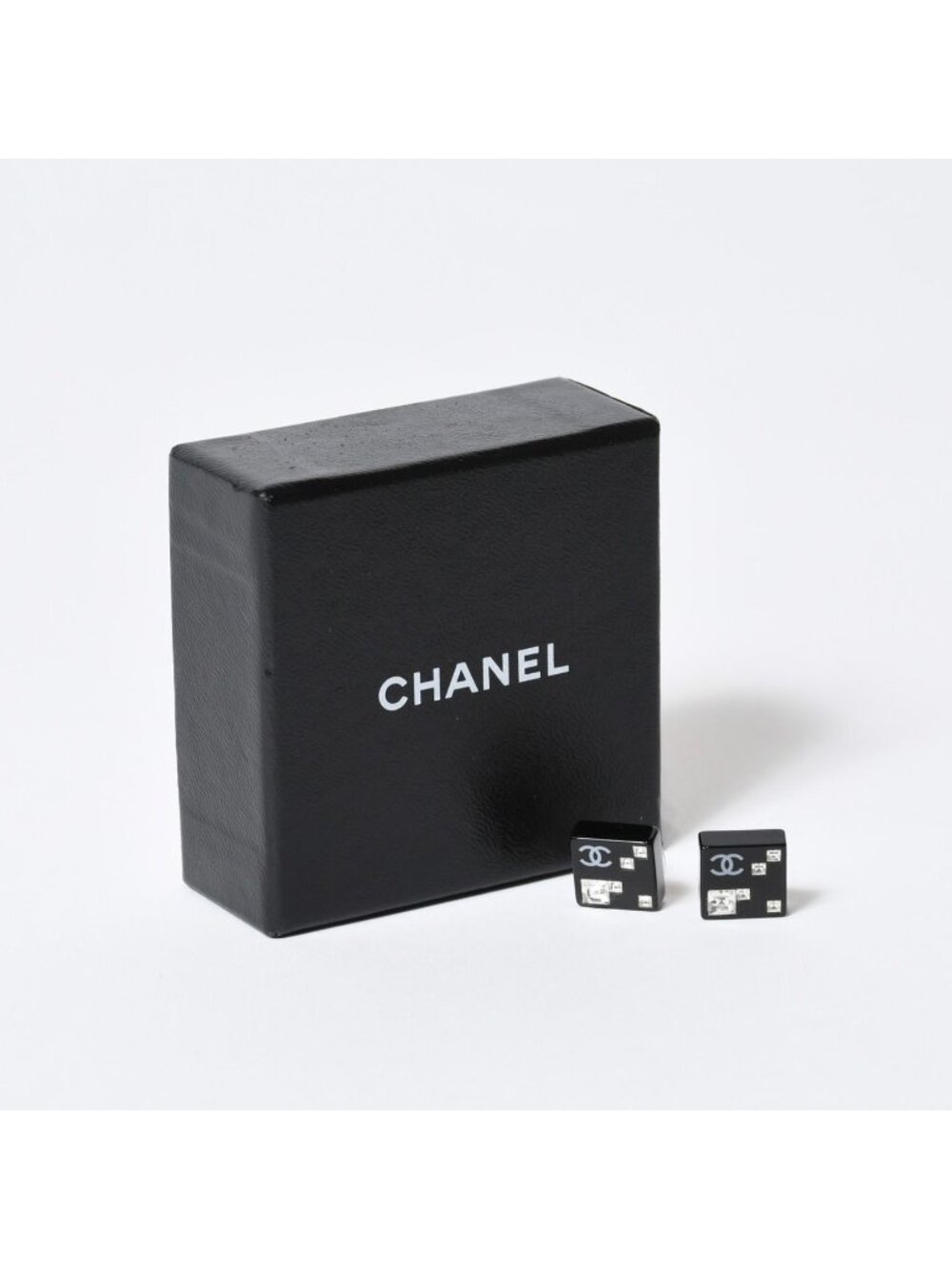 Chanel CC Logo Earrings 05 Acrylic Rhinestone Black Clear Silver